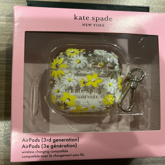 Kate Spade Airpods case 3rd Generation - Picture 4 of 5